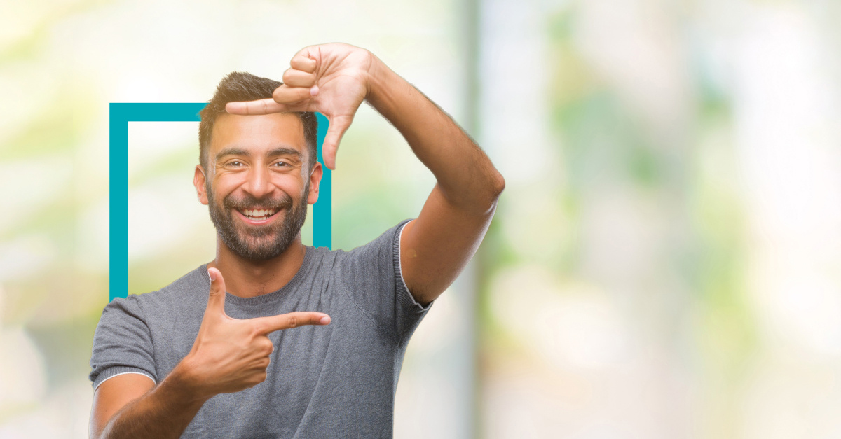 Man making framing hands in front of TARGIT square logo